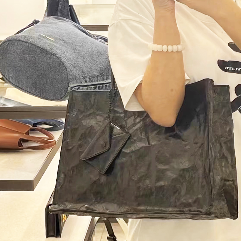 Korean Casual Kraft Paper Tote - Luxury Bags And Accessories 评论和价格