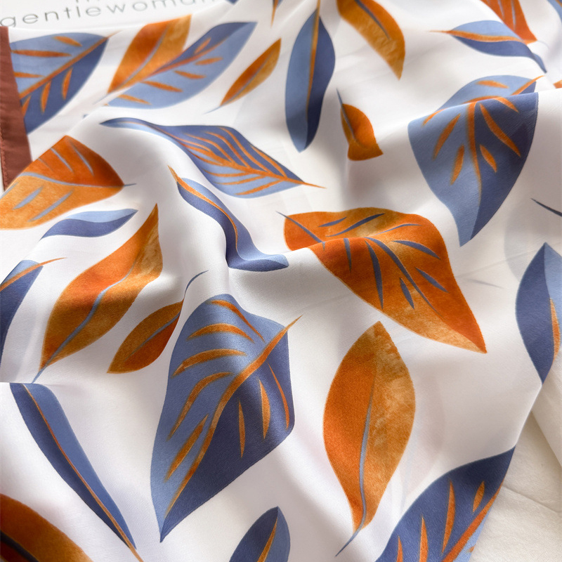 Luxury Brand Print 70cm Square - Luxury Bags Trending 评论和价格