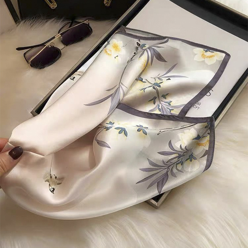 Luxury Flower Pattern Square S - Luxury Bags And Accessories 评论和价格